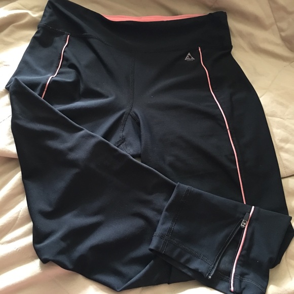 Jogging and Yoga Pants🐕🐈 - Picture 1 of 8